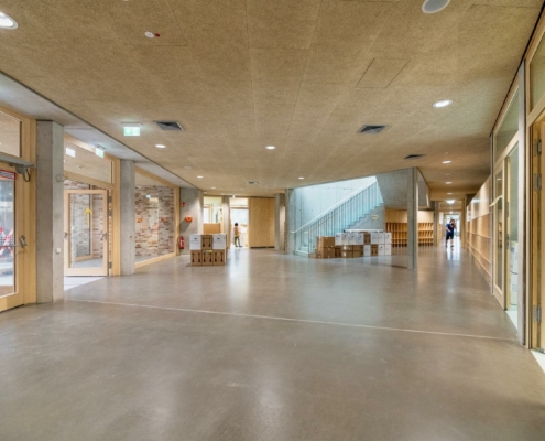 Sichtestrich im Flur der Lumda Schule