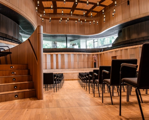 IMG_9898-Enhanced-NR Kammermusiksaal mit fertiggestelltem Boden von DAMIAN WERNER