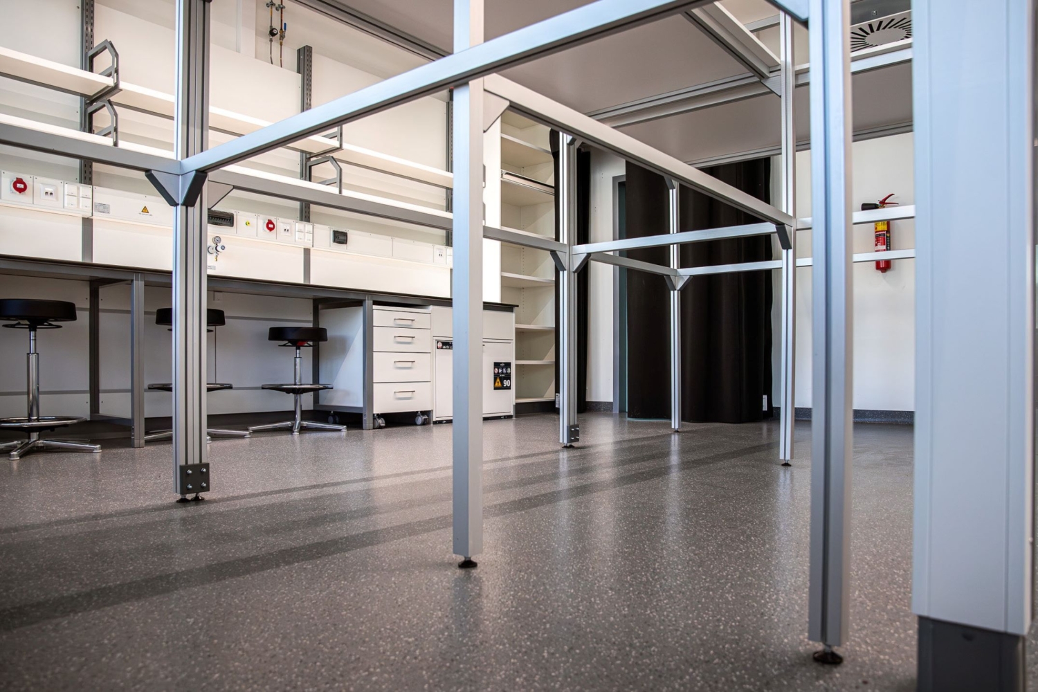 Ableitfähiger Bodenbelag norament® 928 grano ed
