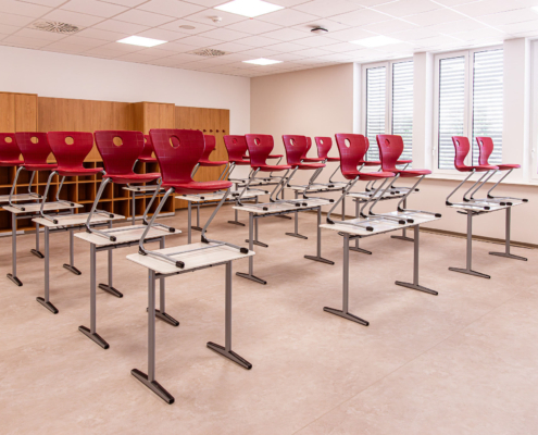 PVC-Belag in Klassenzimmer von DAMIAN WERNER
